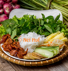 Roll with grilled pork and vermicelli